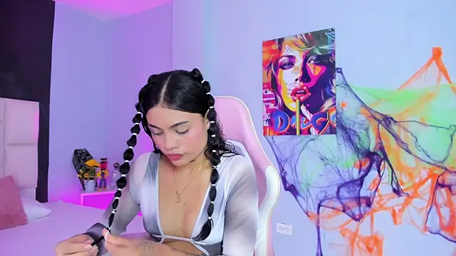 Snapshot of SammyRose_ chatting on October 28, 2025, 7:46 pm SammyRose online show from October 28, 2025, 7:46 pm