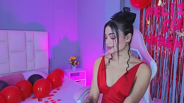 Snapshot of SammyRose_ chatting on February 14, 2026, 10:21 pm SammyRose online show from February 14, 2026, 10:21 pm