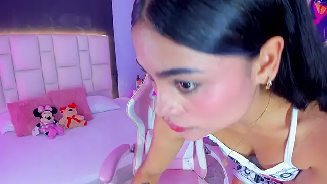 Snapshot of SammyRose_ chatting on October 20, 2025, 7:58 pm SammyRose online show from October 20, 2025, 7:58 pm