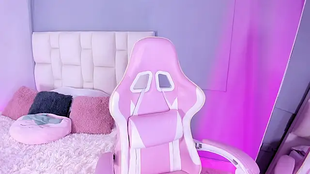 Snapshot of SammyRose_ chatting on March 19, 2026, 5:02 pm SammyRose online show from March 19, 2026, 5:02 pm