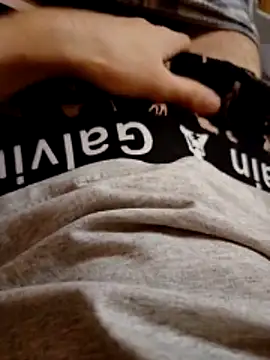 atanas088 online show from December 1, 2025, 8:32 pm