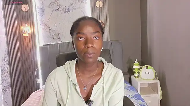 Snapshot of katia_green1 chatting on April 6, 2026, 12:50 pm katia green1 online show from April 6, 2026, 12:50 pm