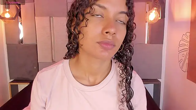 VictoriaDuart online show from February 14, 2026, 8:31 pm