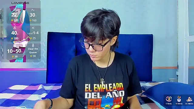 Snapshot of Tsuki_Maru chatting on November 1, 2025, 8:25 pm Tsuki Maru online show from November 1, 2025, 8:25 pm