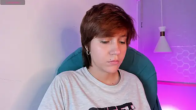 Tsuki Maru online show from April 30, 2026, 9:19 pm