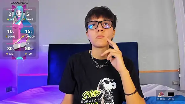 Snapshot of Tsuki_Maru chatting on November 28, 2025, 8:42 pm Tsuki Maru online show from November 28, 2025, 8:42 pm