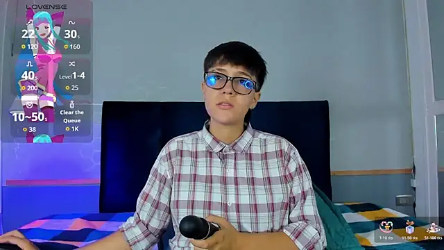 Snapshot of Tsuki_Maru chatting on November 7, 2025, 8:13 pm Tsuki Maru online show from November 7, 2025, 8:13 pm