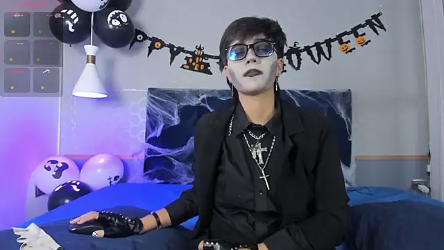 Snapshot of Tsuki_Maru chatting on October 14, 2025, 7:58 pm Tsuki Maru online show from October 14, 2025, 7:58 pm