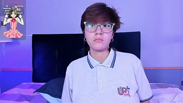 Tsuki Maru online show from March 13, 2026, 10:04 pm