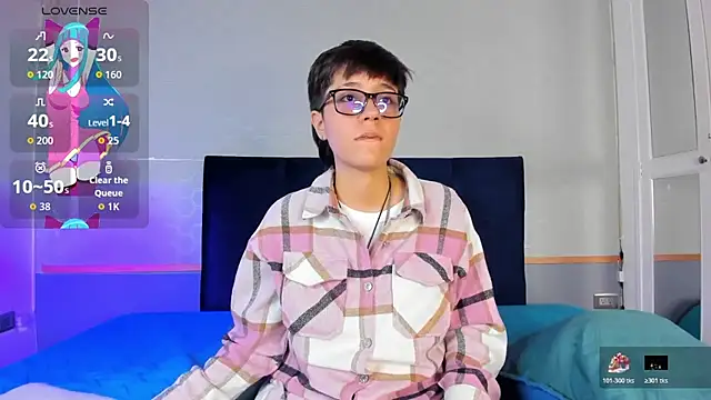 Snapshot of Tsuki_Maru chatting on November 21, 2025, 8:08 pm Tsuki Maru online show from November 21, 2025, 8:08 pm