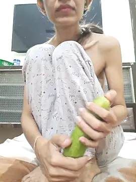 Snapshot of Evneet27_Saavu chatting on November 15, 2025, 11:09 pm Evneet27 Saavu online show from November 15, 2025, 11:09 pm