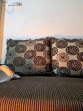 Snapshot of Evneet27_Saavu chatting on November 21, 2025, 2:43 am Evneet27 Saavu online show from November 21, 2025, 2:43 am