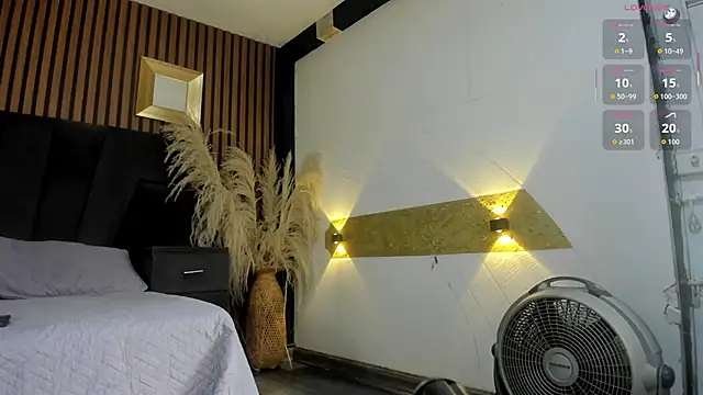 Snapshot of BritanyBrown_ chatting on June 19, 2026, 5:02 am BritanyBrown online show from June 19, 2026, 5:02 am