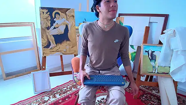 E R O S  online show from October 8, 2025, 9:26 pm