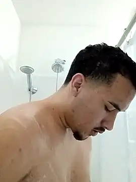 Snapshot of Jadriel23 chatting on September 12, 2025, 6:29 pm Jadriel23 online show from September 12, 2025, 6:29 pm