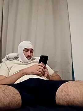 Snapshot of Jadriel23 chatting on September 30, 2025, 5:02 am Jadriel23 online show from September 30, 2025, 5:02 am