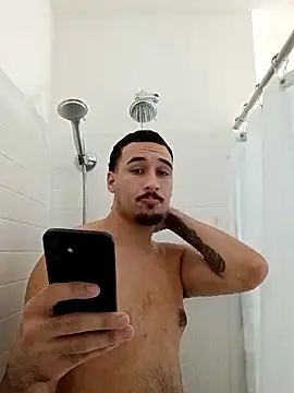 Snapshot of Jadriel23 chatting on October 10, 2025, 5:03 pm Jadriel23 online show from October 10, 2025, 5:03 pm