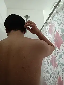 Snapshot of Jadriel23 chatting on November 27, 2025, 3:40 am Jadriel23 online show from November 27, 2025, 3:40 am