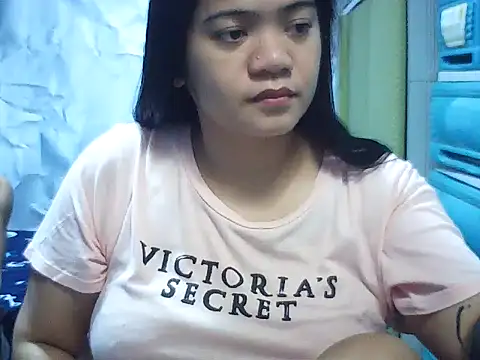 sexylhane online show from December 15, 2025, 10:32 am