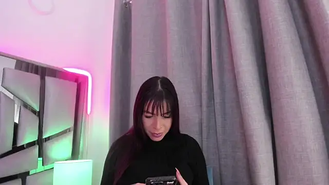  valeria saenz  online show from June 13, 2026, 3:04 am