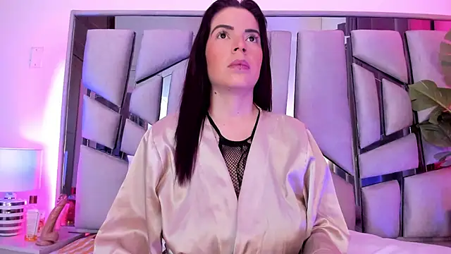 Snapshot of _valeria_saenz_ chatting on November 4, 2025, 2:48 am valeria saenz online show from November 4, 2025, 2:48 am