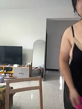 Snapshot of amam33 chatting on October 13, 2025, 2:46 am amam33 online show from October 13, 2025, 2:46 am