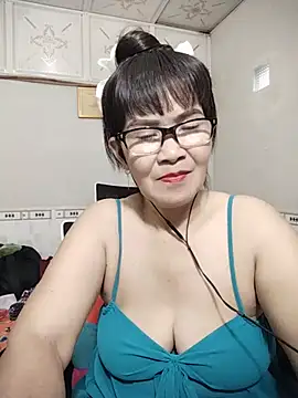 Snapshot of Ki_xxx chatting on July 8, 2026, 10:49 am Ki xxx online show from July 8, 2026, 10:49 am