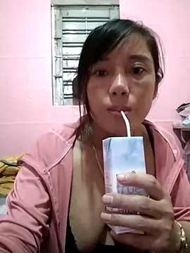 Snapshot of soope-00 chatting on October 19, 2025, 2:25 am soope-00 online show from October 19, 2025, 2:25 am