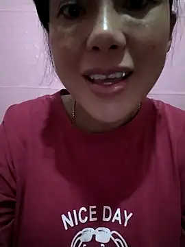 Snapshot of soope-00 chatting on October 17, 2025, 1:13 pm soope-00 online show from October 17, 2025, 1:13 pm