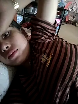 Snapshot of soope-00 chatting on October 21, 2025, 7:30 am soope-00 online show from October 21, 2025, 7:30 am