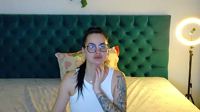 Snapshot of LexieRosse chatting on October 29, 2025, 3:55 pm LexieRosse online show from October 29, 2025, 3:55 pm