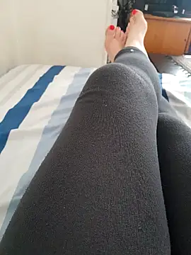 claradominafeet0 online show from April 2, 2026, 1:29 pm