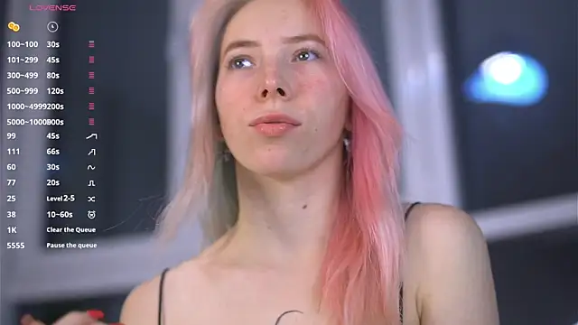 Snapshot of JuliannaWenger chatting on November 23, 2025, 3:44 pm JuliannaWenger online show from November 23, 2025, 3:44 pm