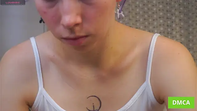 Snapshot of JuliannaWenger chatting on October 27, 2025, 4:08 pm JuliannaWenger online show from October 27, 2025, 4:08 pm