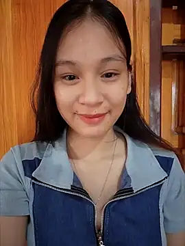 Snapshot of ChiecumBae chatting on October 18, 2025, 2:02 am ChiecumBae online show from October 18, 2025, 2:02 am