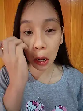 Snapshot of ChiecumBae chatting on October 29, 2025, 1:37 am ChiecumBae online show from October 29, 2025, 1:37 am