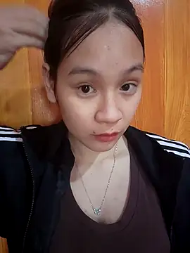 Snapshot of ChiecumBae chatting on November 22, 2025, 1:48 am ChiecumBae online show from November 22, 2025, 1:48 am