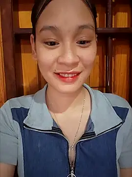 Snapshot of ChiecumBae chatting on October 14, 2025, 9:43 am ChiecumBae online show from October 14, 2025, 9:43 am