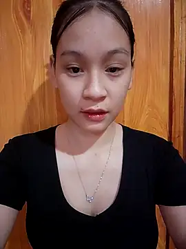 Snapshot of ChiecumBae chatting on October 22, 2025, 2:00 am ChiecumBae online show from October 22, 2025, 2:00 am