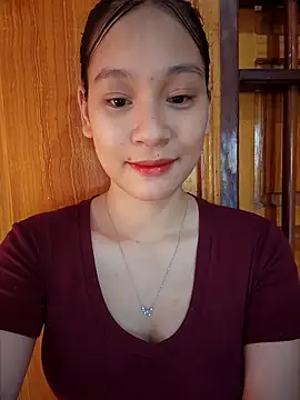 Snapshot of ChiecumBae chatting on October 10, 2025, 1:06 am ChiecumBae online show from October 10, 2025, 1:06 am