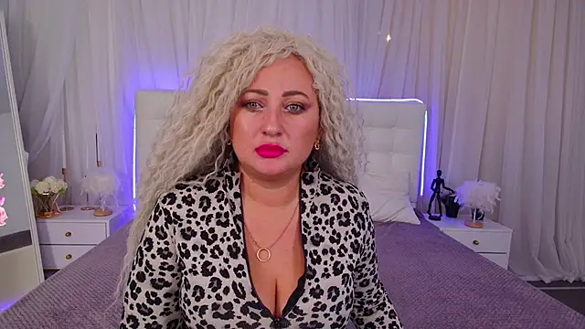 Snapshot of Lilit_1Love chatting on October 13, 2025, 4:30 pm Lilit 1Love online show from October 13, 2025, 4:30 pm