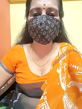 Snapshot of mallu-reshma chatting on October 9, 2025, 5:19 am mallu-reshma online show from October 9, 2025, 5:19 am