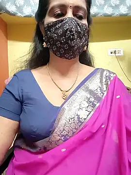 Snapshot of mallu-reshma chatting on November 16, 2025, 1:38 pm mallu-reshma online show from November 16, 2025, 1:38 pm