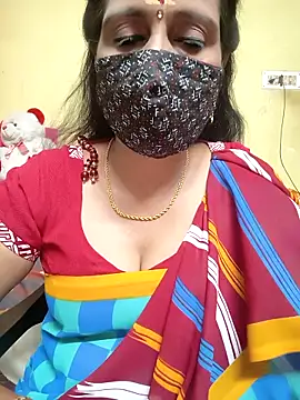 Snapshot of mallu-reshma chatting on October 15, 2025, 5:10 pm mallu-reshma online show from October 15, 2025, 5:10 pm