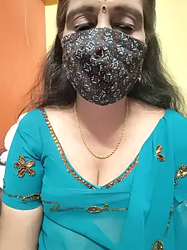 Snapshot of mallu-reshma chatting on October 11, 2025, 4:41 pm mallu-reshma online show from October 11, 2025, 4:41 pm