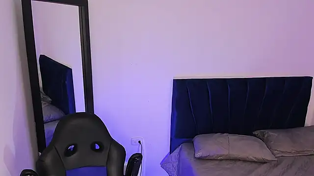 Snapshot of john_mystic chatting on October 10, 2025, 6:47 am john mystic online show from October 10, 2025, 6:47 am