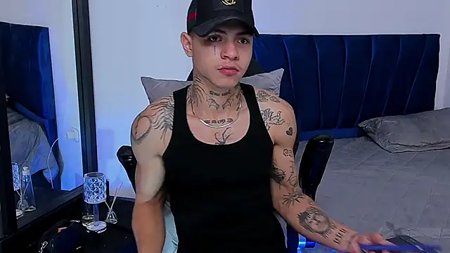 Snapshot of john_mystic chatting on October 9, 2025, 6:41 pm john mystic online show from October 9, 2025, 6:41 pm