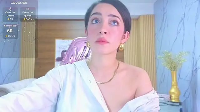 Snapshot of sara_lopez_s chatting on July 15, 2026, 1:40 pm sara lopez s online show from July 15, 2026, 1:40 pm