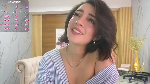 Snapshot of sara_lopez_s chatting on June 8, 2026, 2:28 pm sara lopez s online show from June 8, 2026, 2:28 pm
