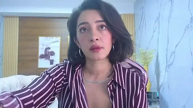 Snapshot of sara_lopez_s chatting on May 11, 2026, 2:45 pm sara lopez s online show from May 11, 2026, 2:45 pm